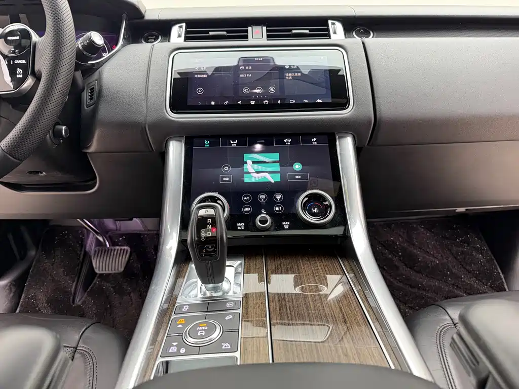 Land Rover Sport PHEV 2018 — фото 11
