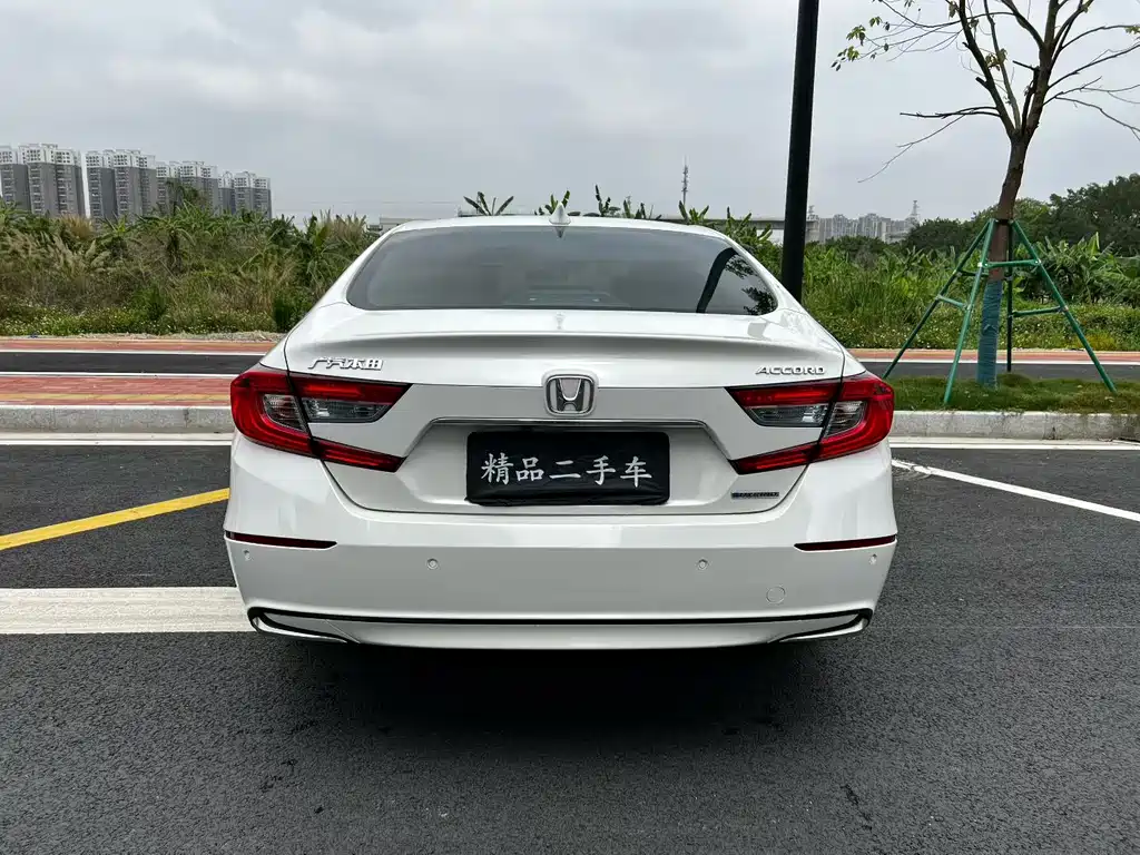 Honda Accord 2018 — фото 7