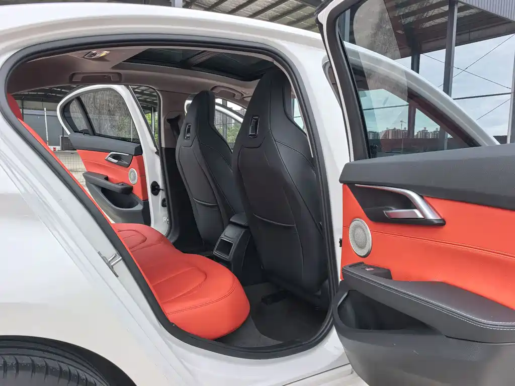 BMW 1 Series 2022