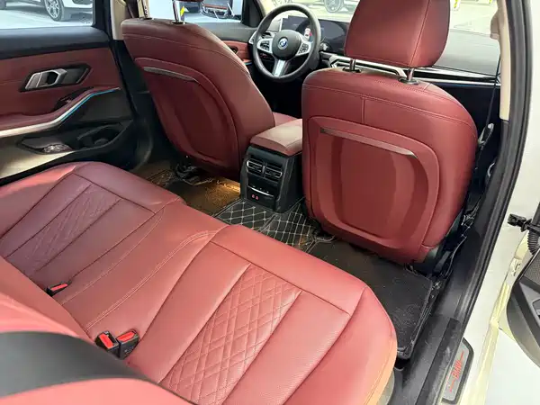 BMW i3 2023