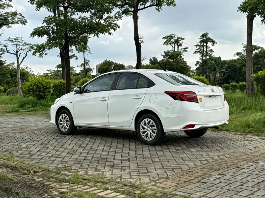 Toyota Vios 2021 — фото 13