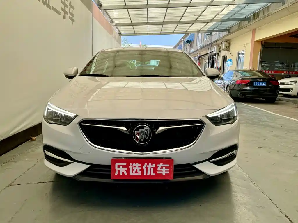 Buick Regal 2020 — фото 2