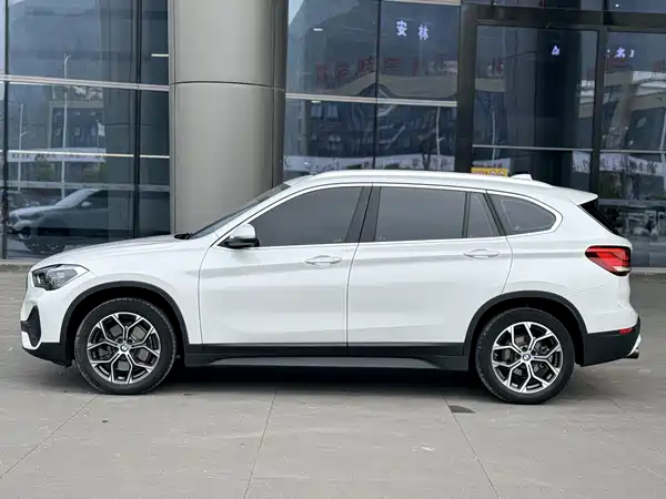 BMW X1 2022