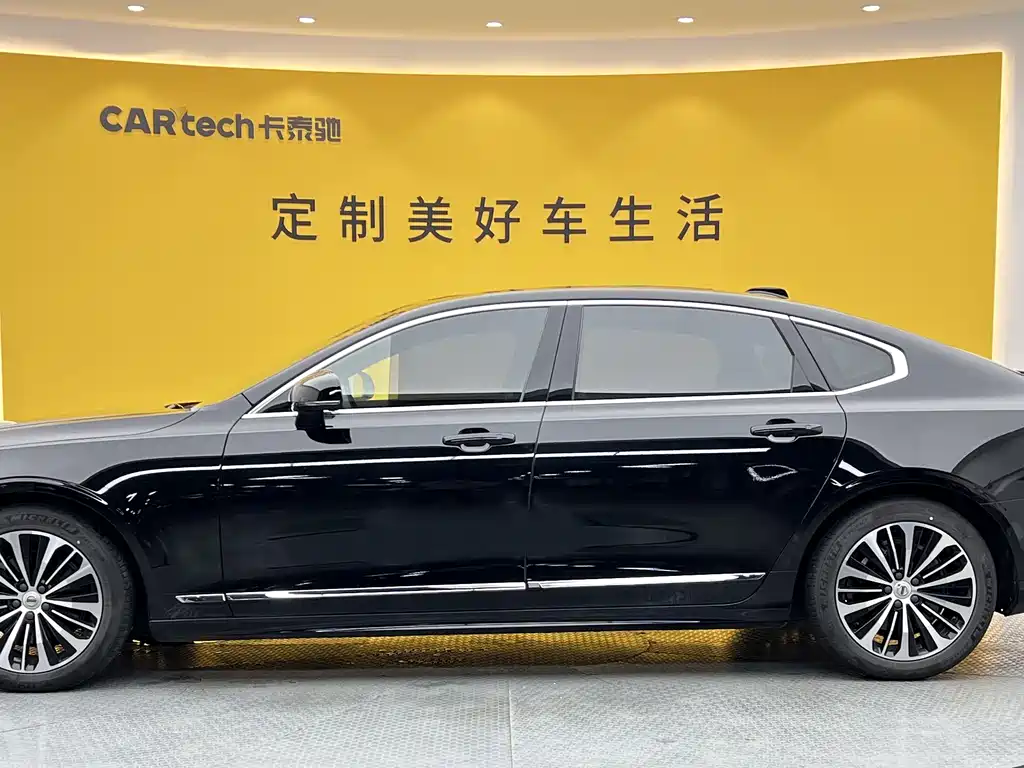 Volvo S90 2024 — фото 23