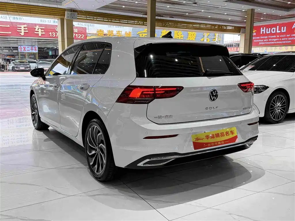 Volkswagen Golf 2022