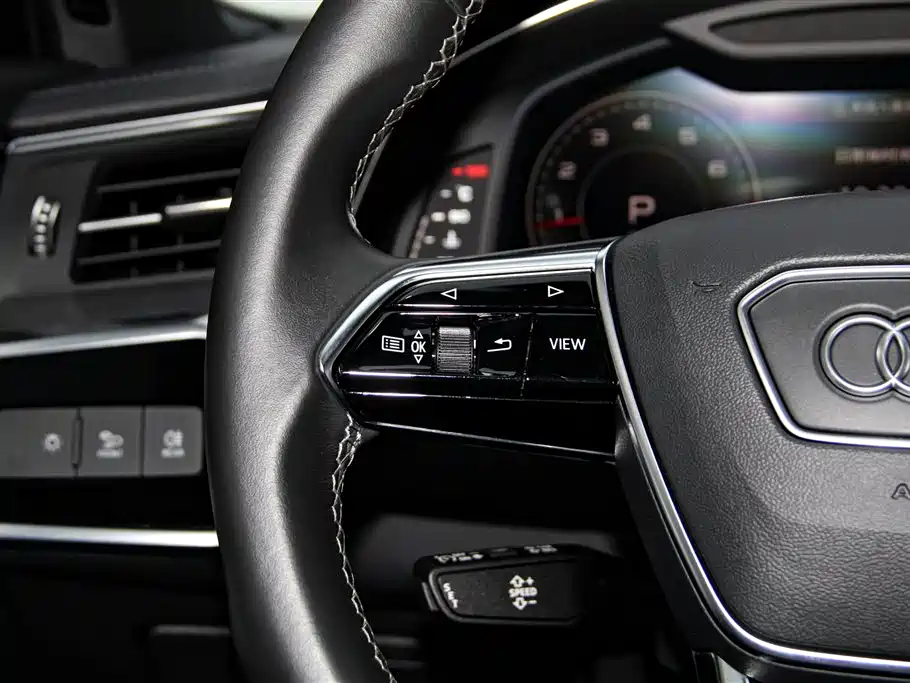 Audi A6L 2021 — фото 26
