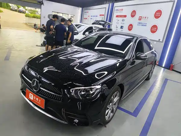 Mercedes-Benz E-Class 2021