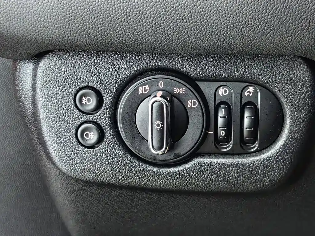MINI Clubman 2021 — фото 21