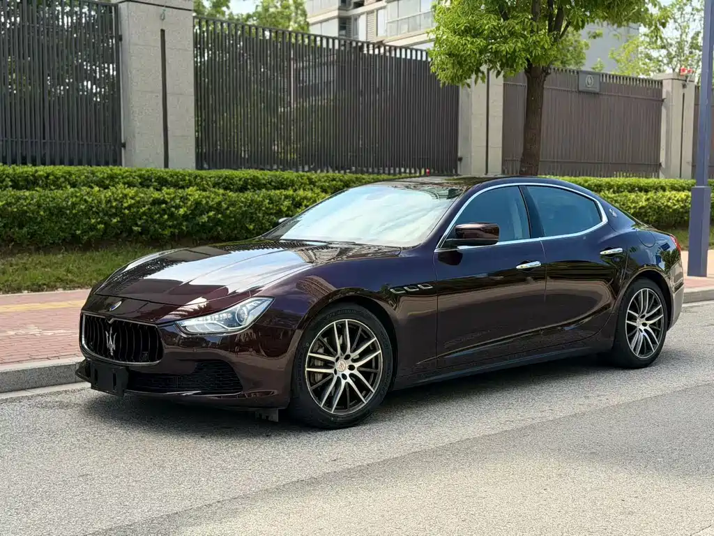 Maserati Ghibli 2015 — фото 1