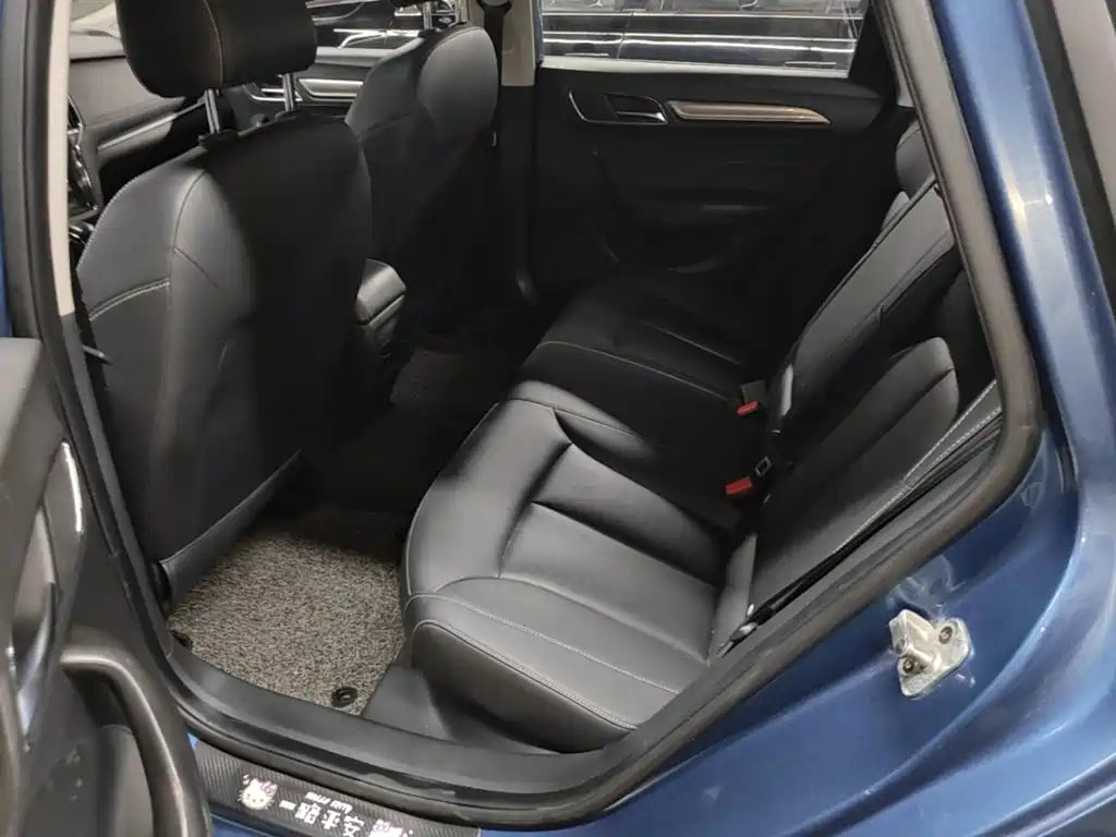 Roewe i6 Classic 2018 — фото 17