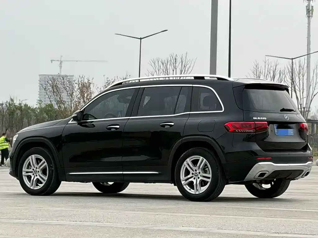 Mercedes-Benz GLB 2022 — фото 6