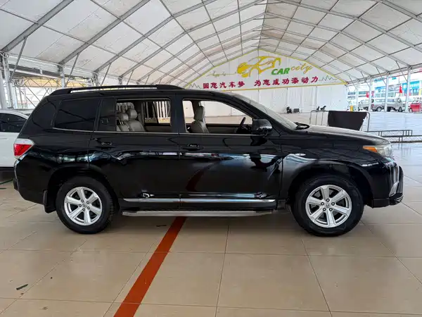 Toyota Highlander 2014