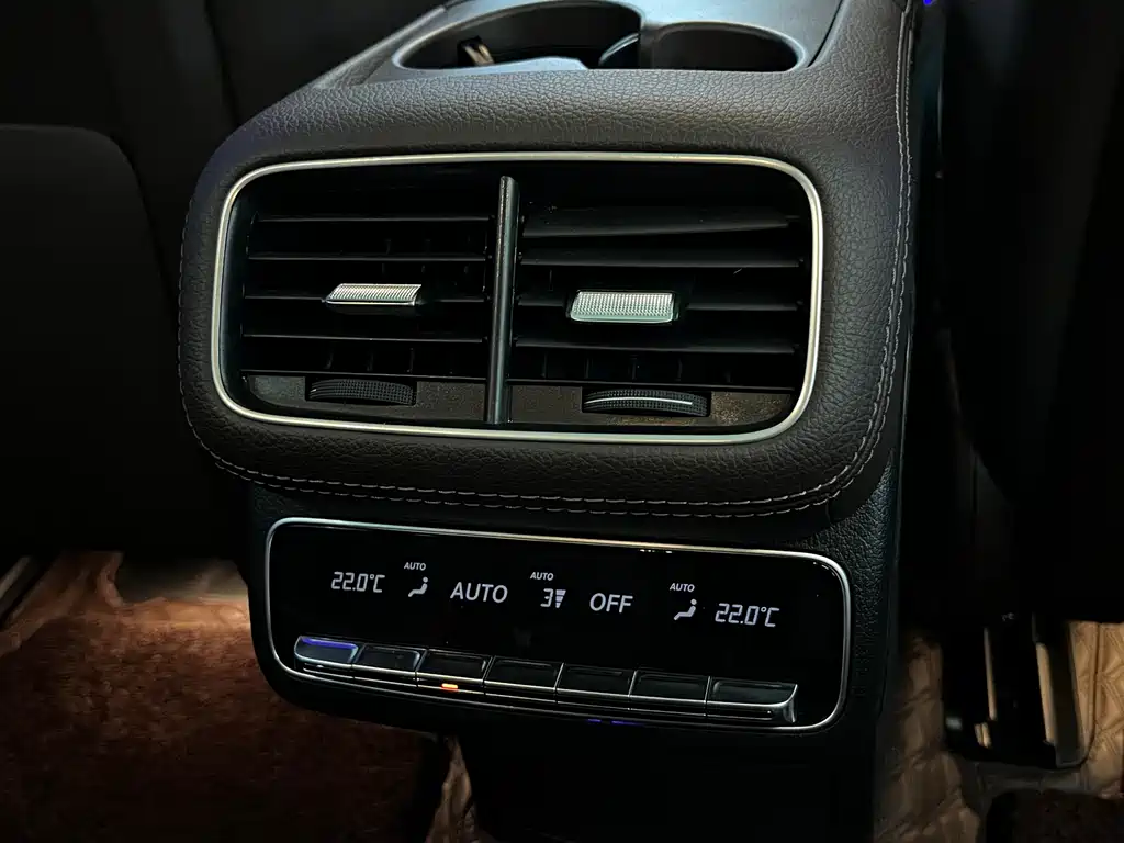Mercedes-Benz GLS 2024 — фото 14