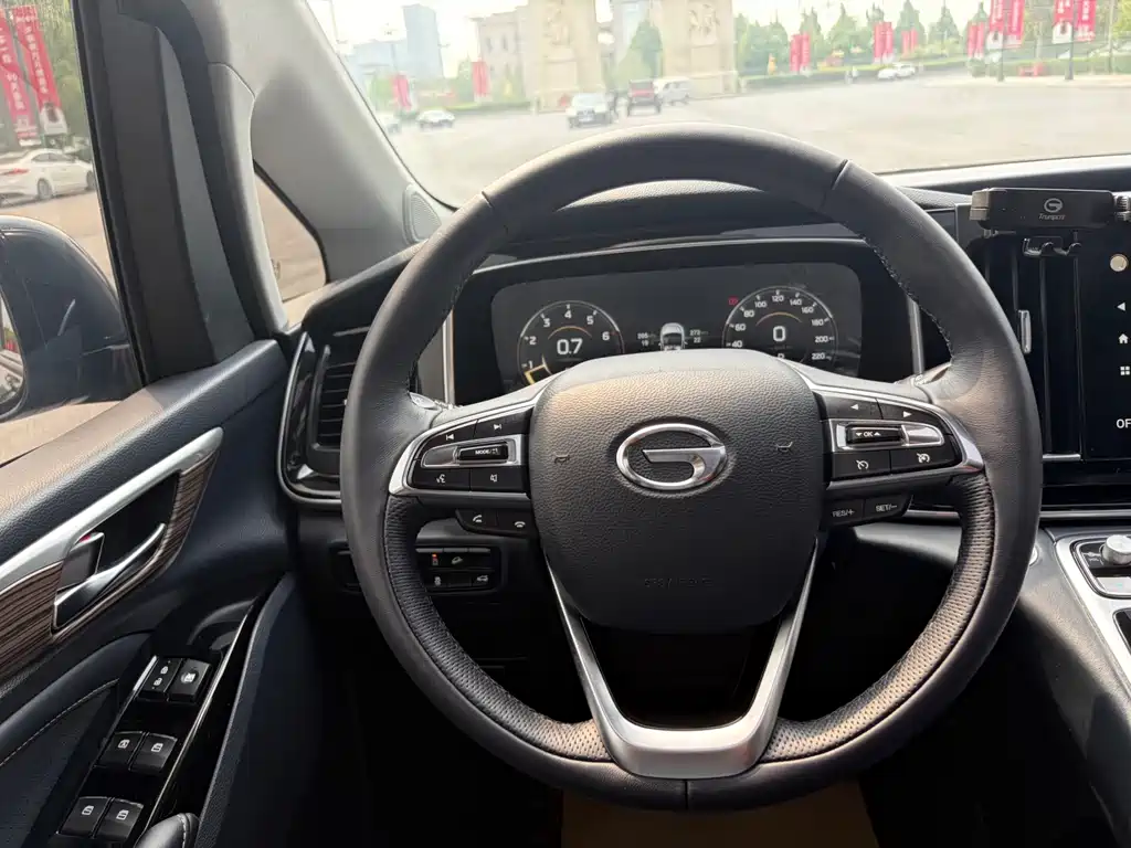 GAC Trumpchi M8 2022 — фото 7