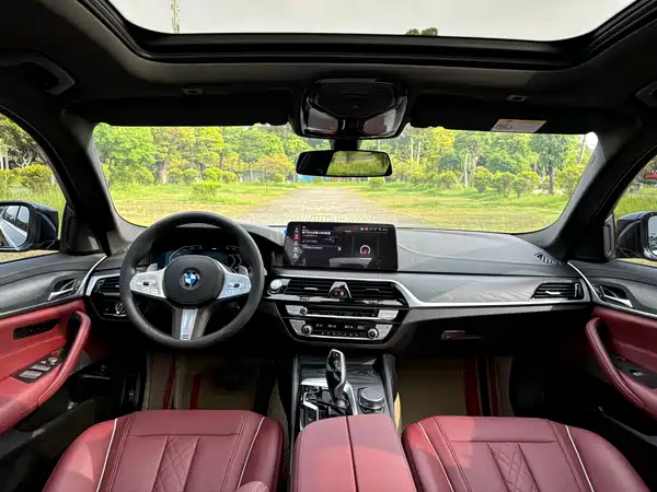 BMW 5 Series 2023