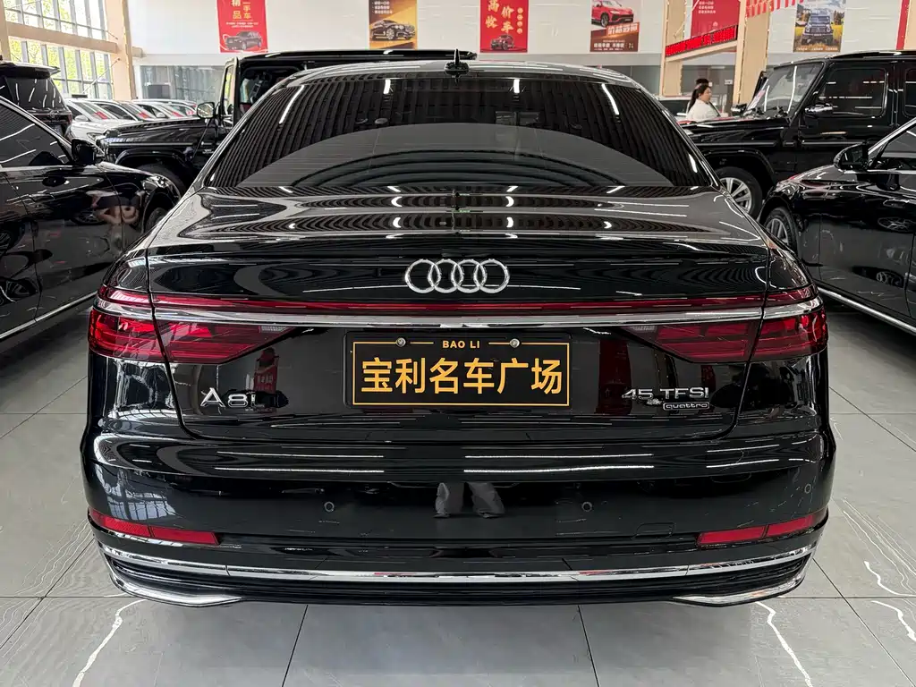 Audi A8 2025 — фото 5