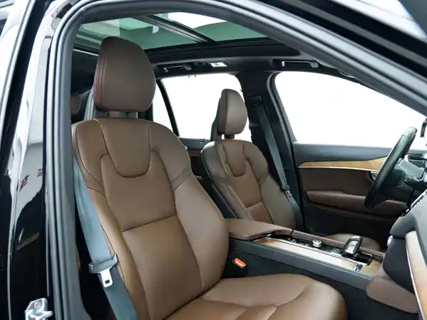 Volvo XC90 2021