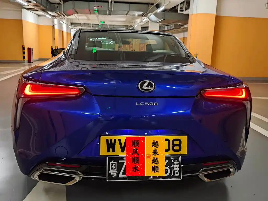 Lexus LC 2018 — фото 5