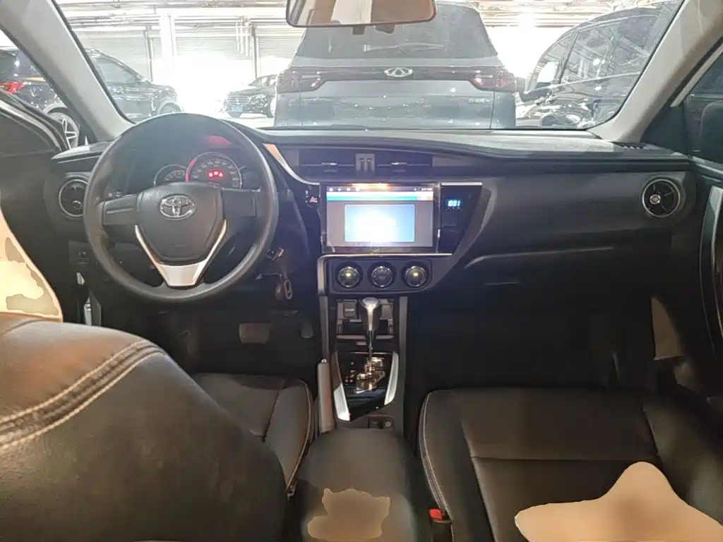 Toyota Corolla 2019 — фото 10