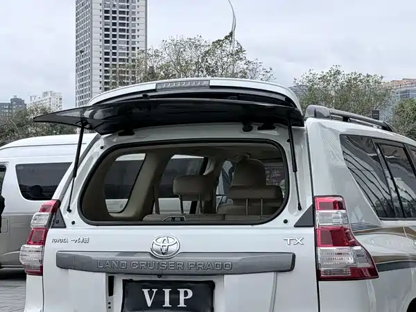 Toyota Prado 2016