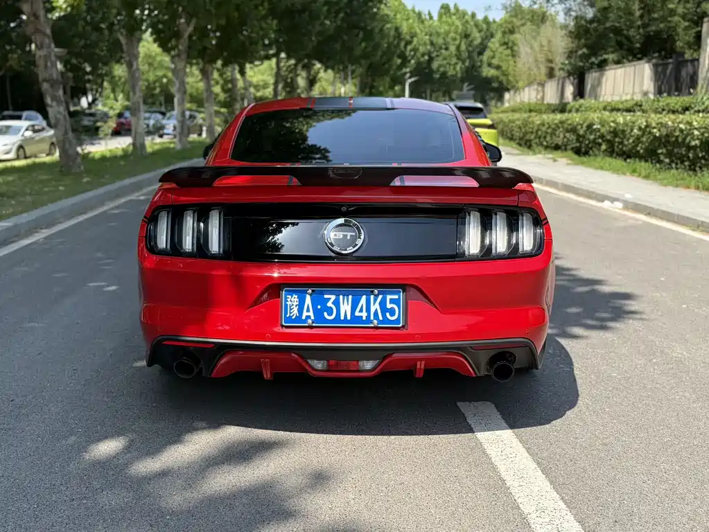 Ford Mustang 2015 — фото 8