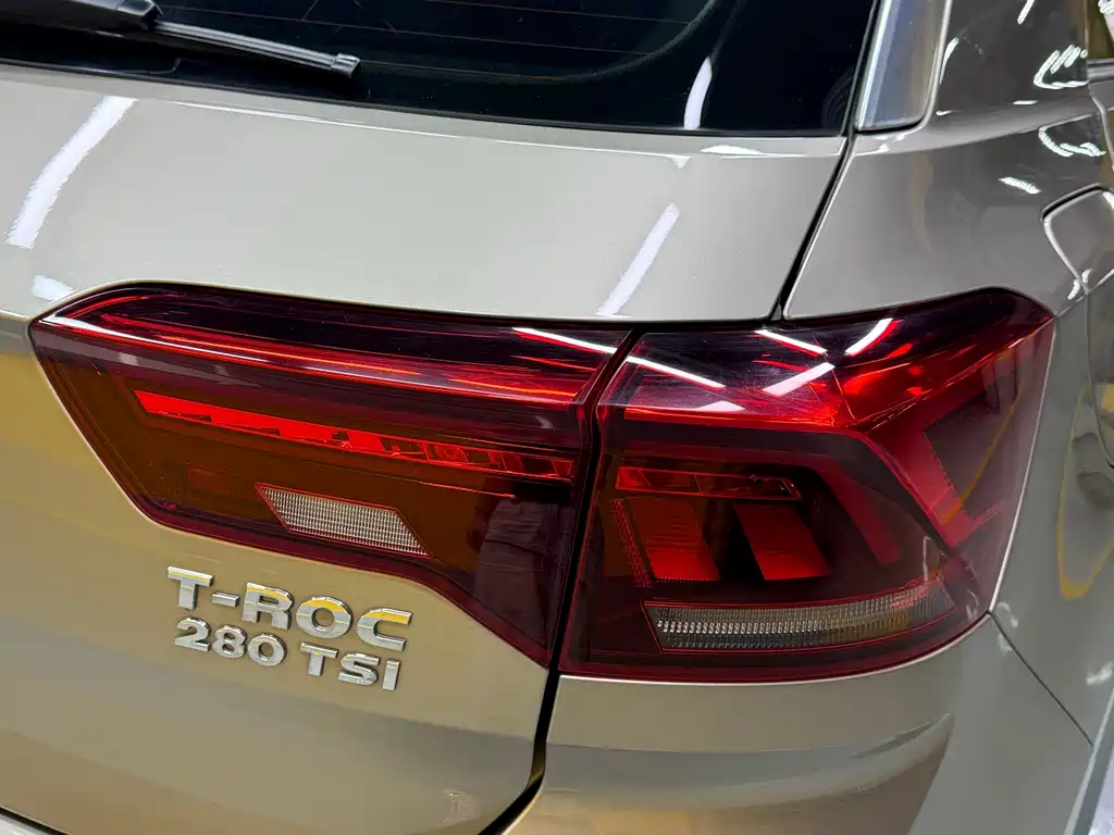 Volkswagen T-Roc 2019 — фото 29