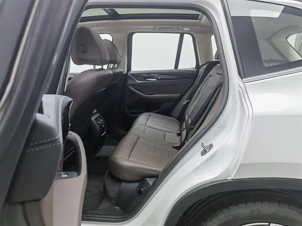 BMW X3 2020 — фото 15