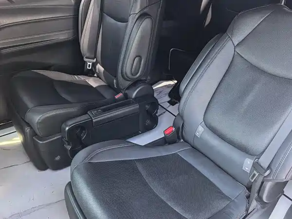 Toyota Sienna 2023