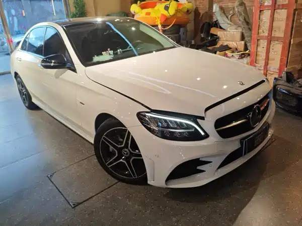Mercedes-Benz C-Class 2021