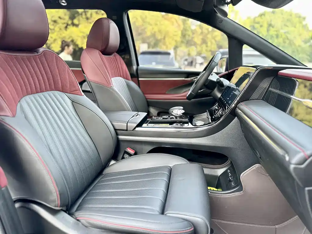 GAC Motor Trumpchi M8 2024 — фото 13