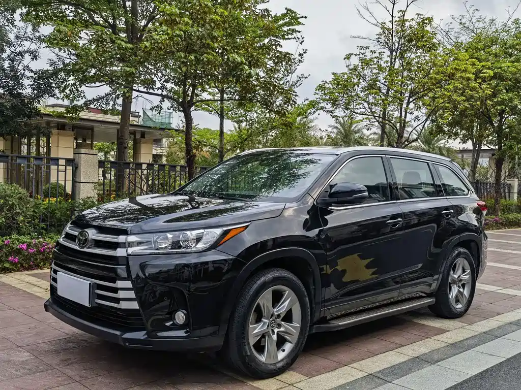 Toyota Highlander 2019 — фото 2