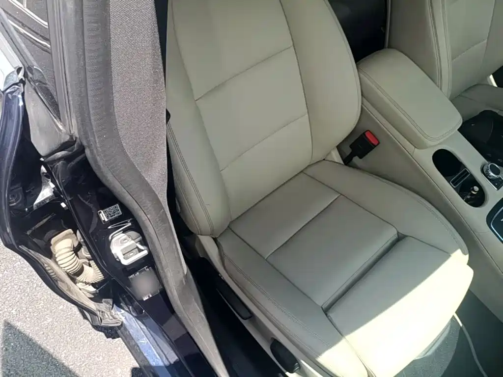 Mercedes-Benz CLA 2018 — фото 25