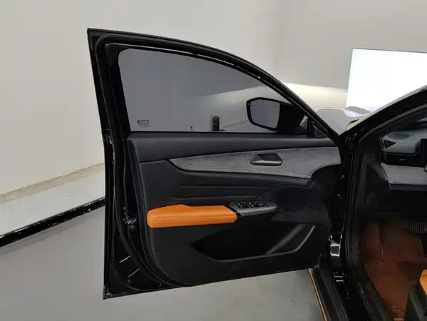 Changan UNI-V 2025