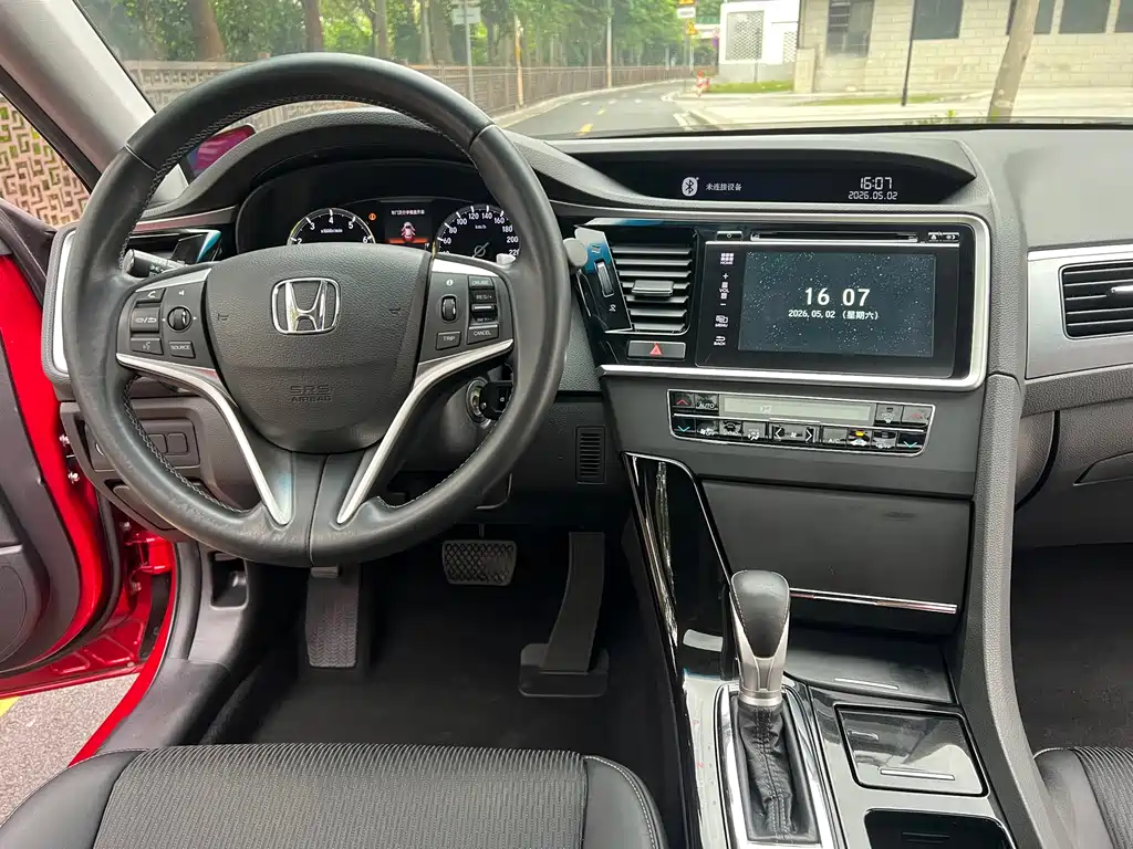 Honda Spirior 2017 — фото 17