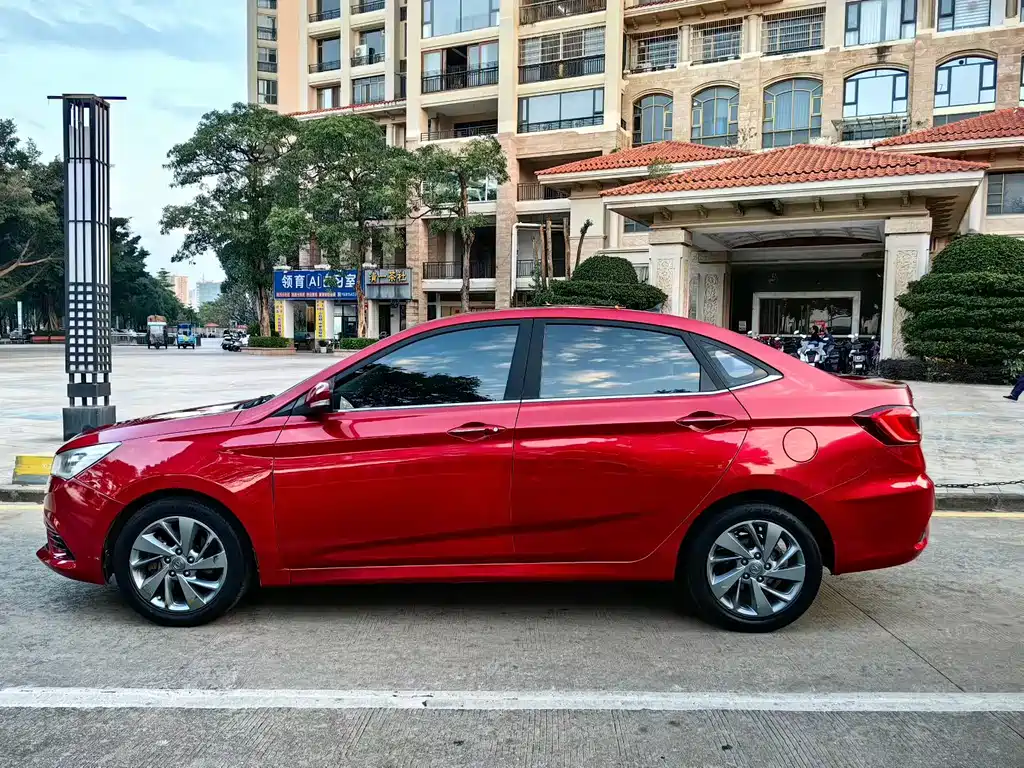 Changan Eado DT 2018 — фото 7