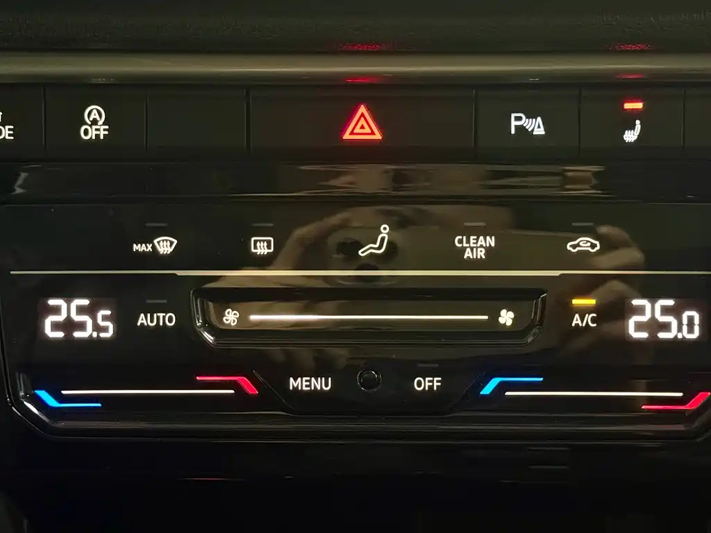 Volkswagen T-Roc 2022 — фото 5
