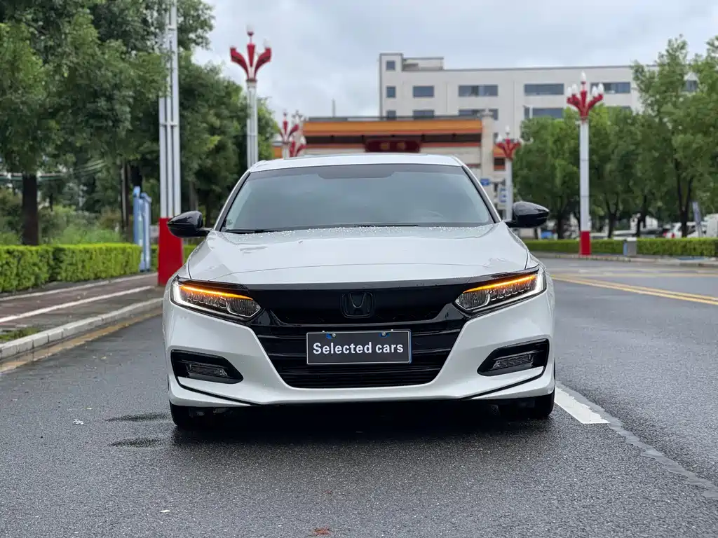 Honda Accord 2019 — фото 2