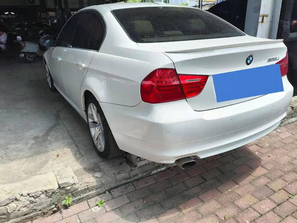 BMW 3 Series 2012 — фото 13