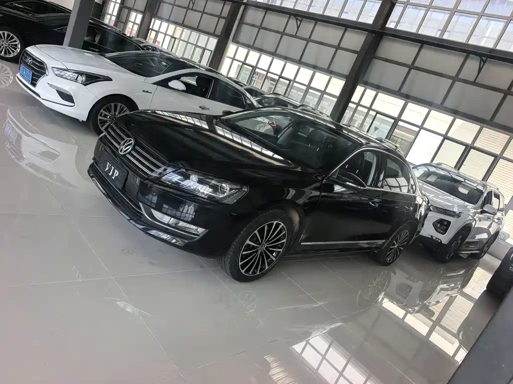 Volkswagen Passat 2015 — фото 17