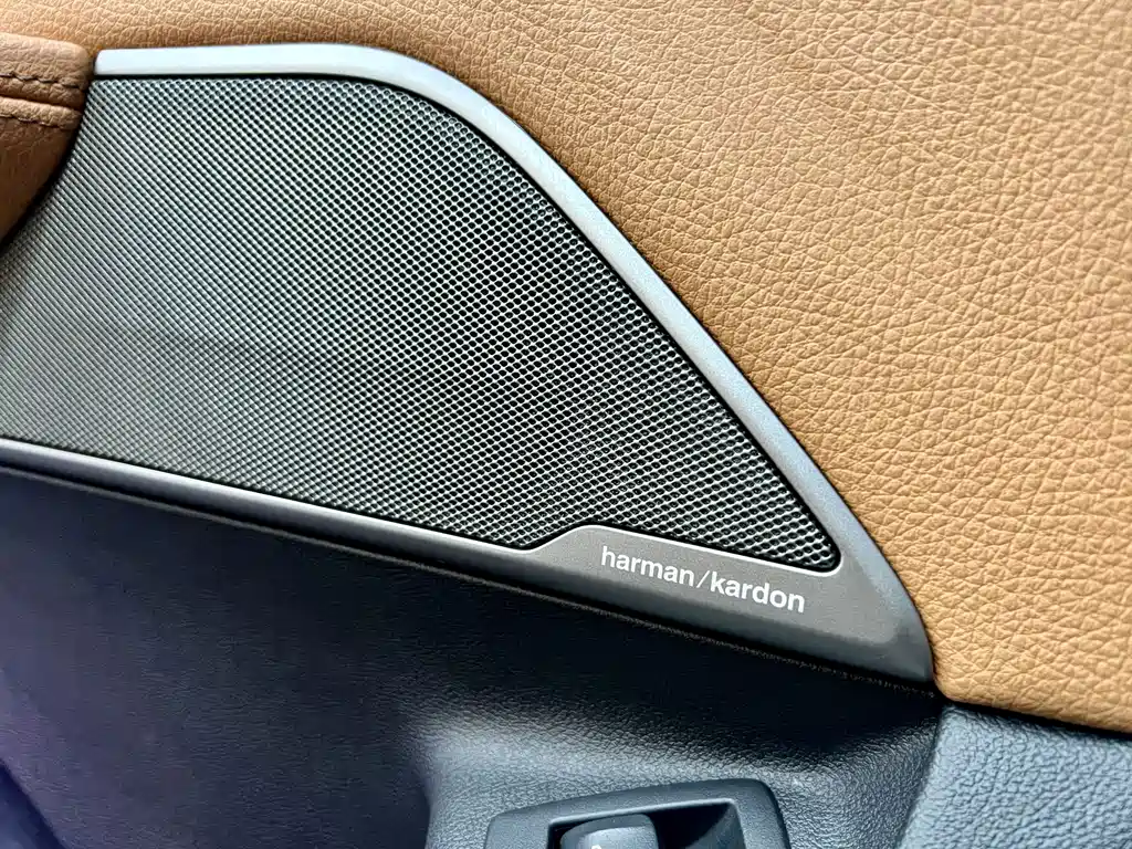 BMW 6 Series GT 2022 — фото 12