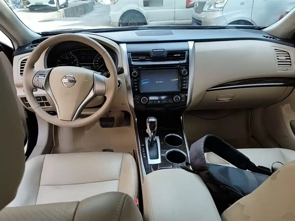 Nissan Teana 2015 — фото 10