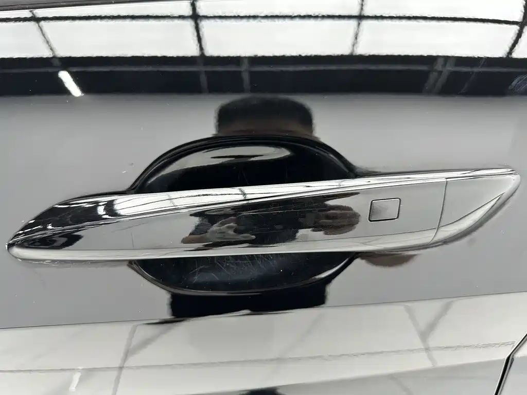 Hyundai Elantra 2022 — фото 11