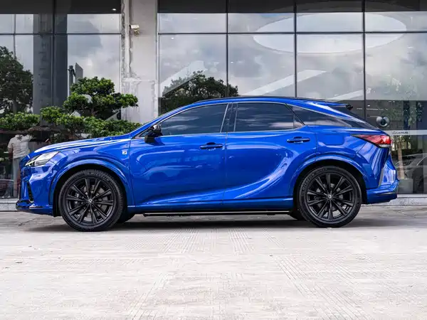 Lexus RX 2023