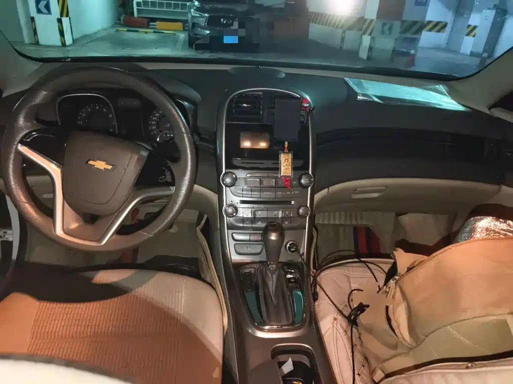 Chevrolet Malibu 2015 — фото 10