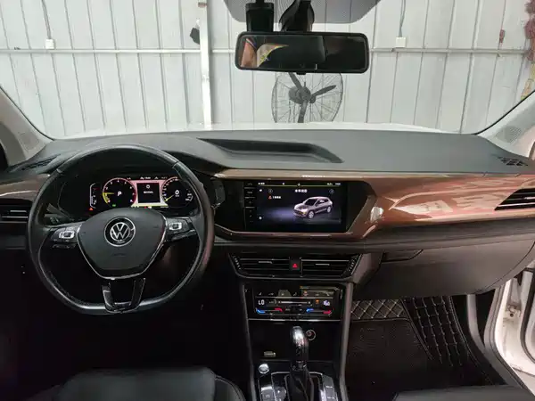 Volkswagen Tharu 2022