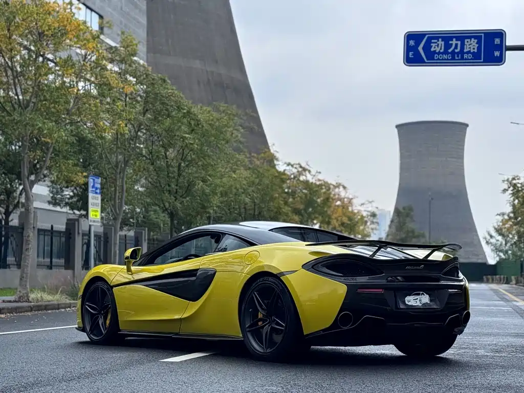 McLaren 570 2019 — фото 12