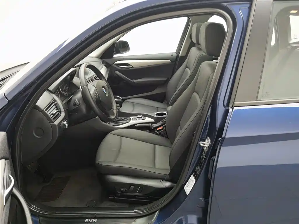 BMW X1 2013 — фото 10