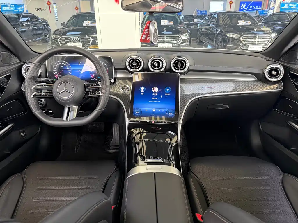 Mercedes-Benz C-Class 2022 — фото 11