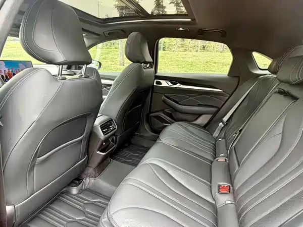 Geely Xingrui 2025