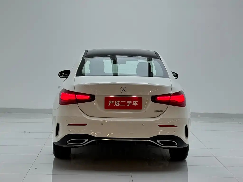 Mercedes-Benz A-Class 2024 — фото 13
